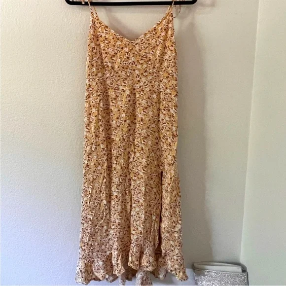 Abercrombie and Fitch Floral High Split Midi Dress
Sz Large - Picture 6 of 7